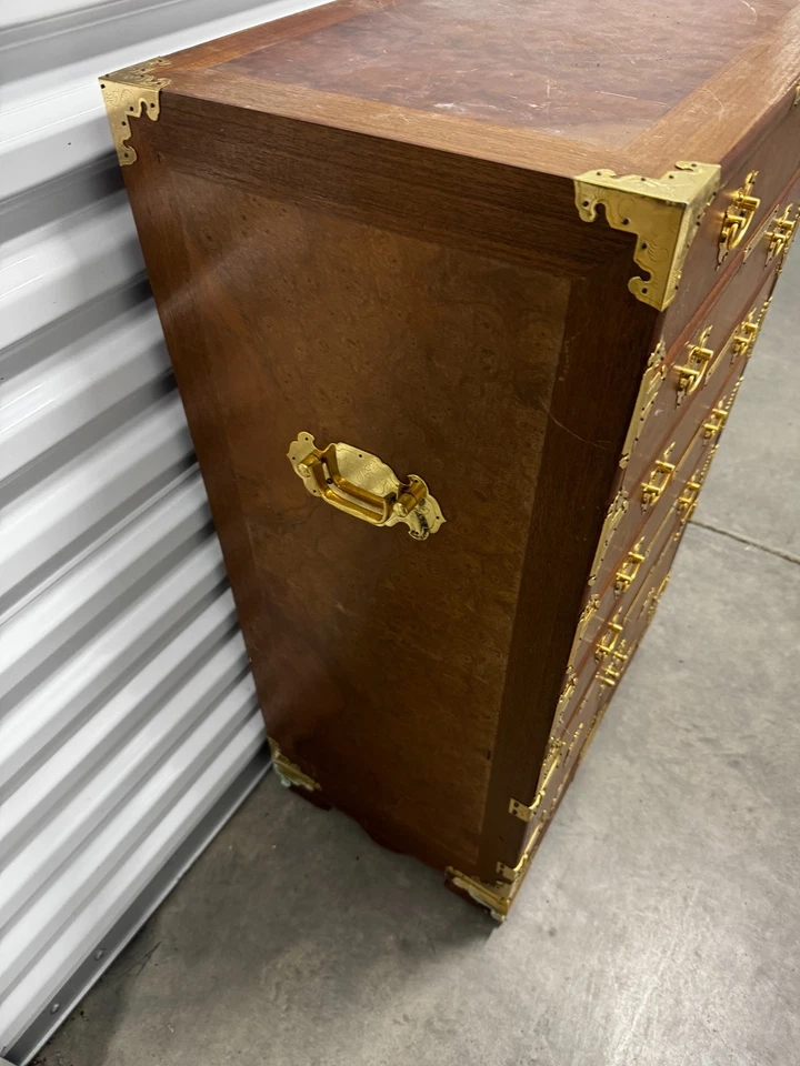 Armario de boda vintage coreano olmo burl encuadernado en latón bandaji eruditos fieltro Foto 3 de 4