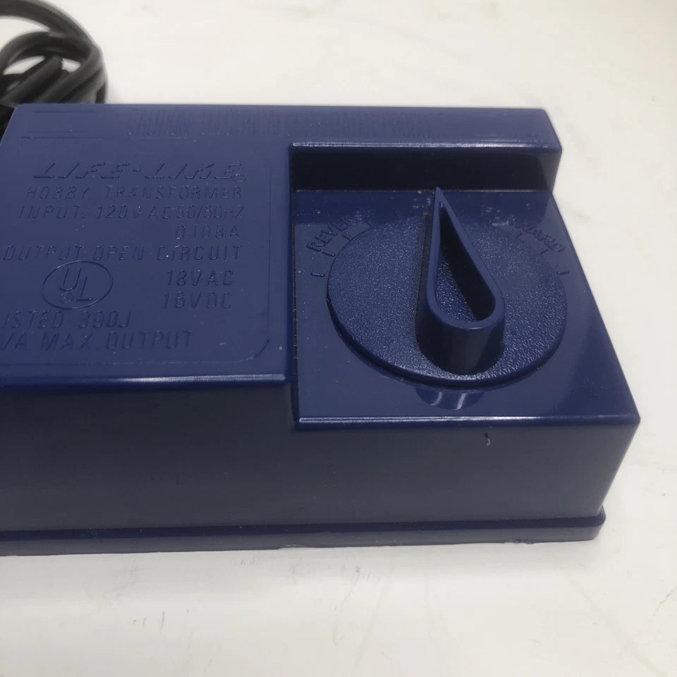 Transformadores de tren modelo hobby escala HO realistas (uno nuevo y uno usado) lote de 2 Foto 2 de 4