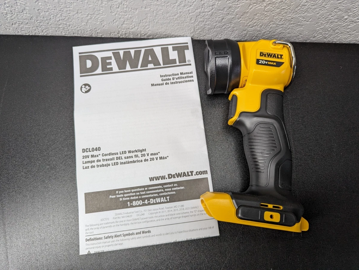 Dewalt 20 sale volt max flashlight