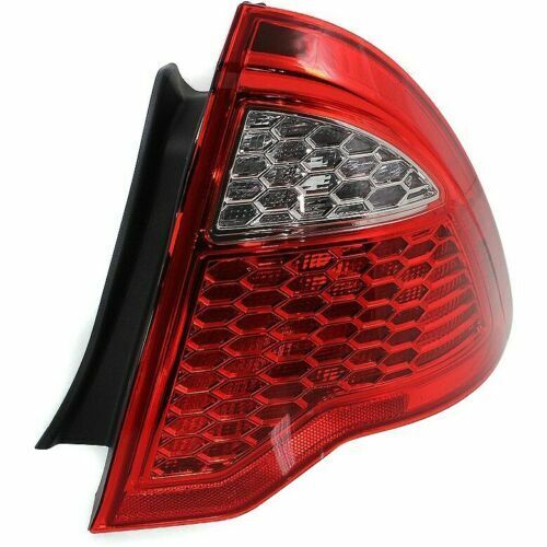 FIT FOR FUSION 2010 2011 2012 REAR TAIL LAMP OUTER RIGHT PASSENGER - Foto 1 di 2