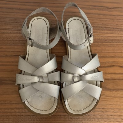 salt water sandals silver