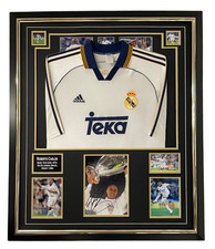 Framed Roberto Carlos Madrid Signed Photo with Shirt Jersey Display