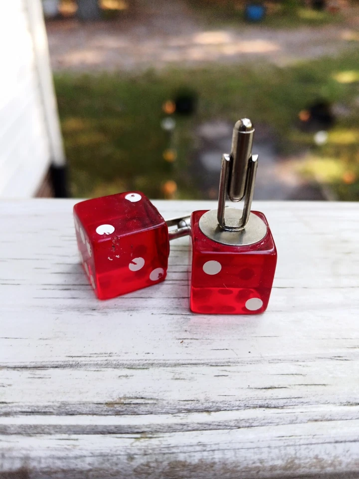 Gemelos dados rojos Foto 2 de 4