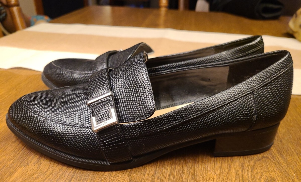 Nine West Black leather Crocodile Pattern Loafers