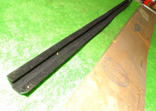 1978 1979 Ford Bronco NOS REAR SIDE QUARTER WINDOW GLASS RUN Upper or Lower - Picture 3 of 6