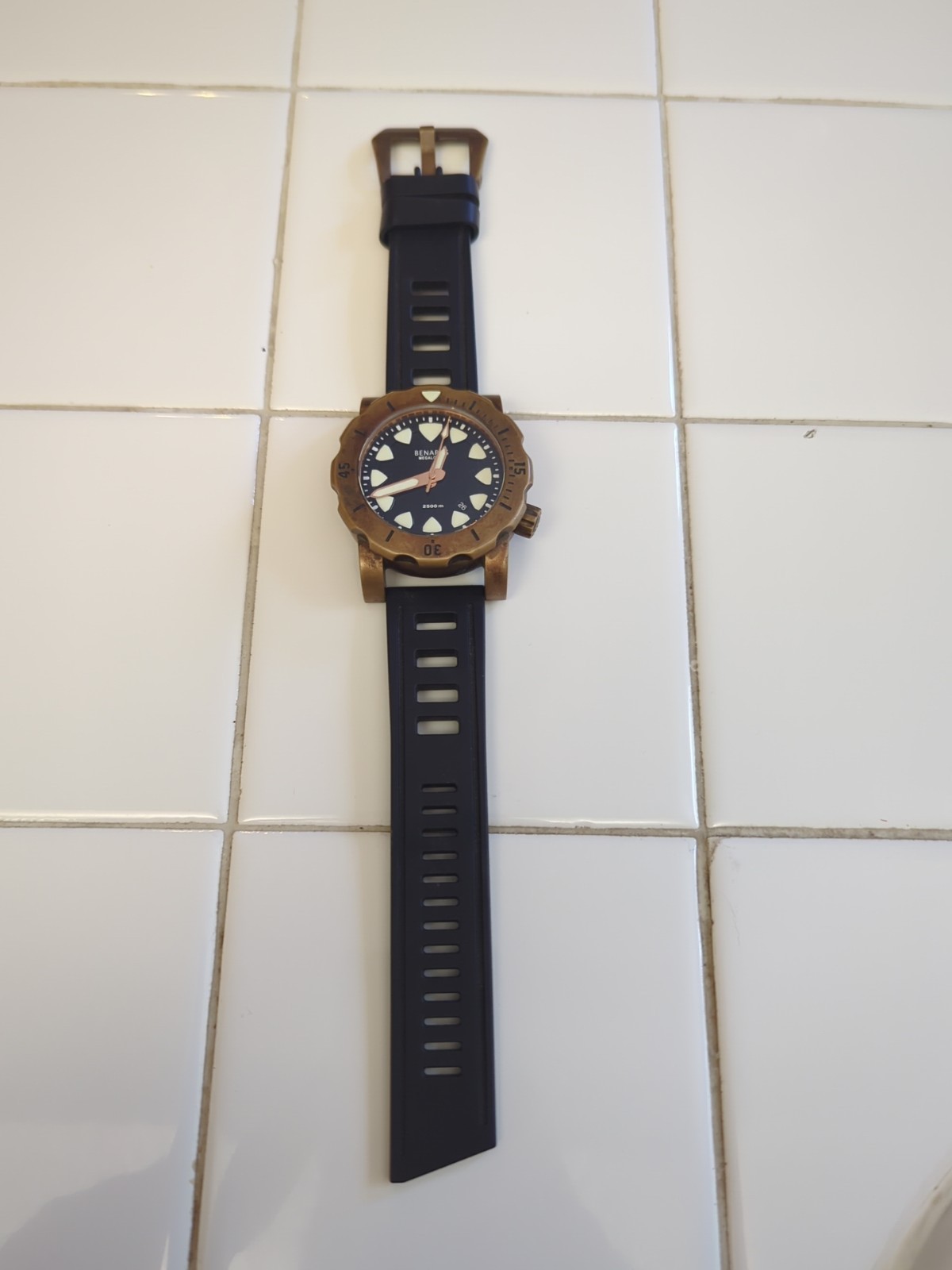 Picture 1 of 10