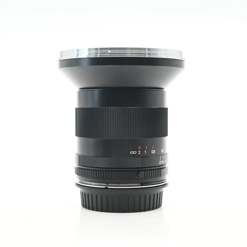 Lente Zeiss 21 mm f2,8 Distagon ZF.2 T* Cine modificado, sin clic, Canon EF #142 Foto 3 de 4
