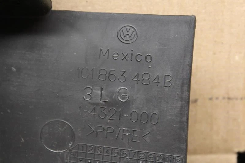 2001 2002 2003 2004 2005 VOLKSWAGEN BEETLE ПАССАЖИРСКАЯ ОТКИДНАЯ ПАНЕЛЬ ОТДЕЛКА 1C1863484B - Изображение 3 из 4