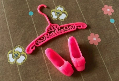 Vintage Barbie Hot Pink Bow Shoes & Logo Hanger For Mod Outfits