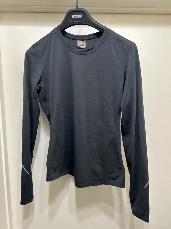 arcteryx hiking outdoor gorpcore shirt