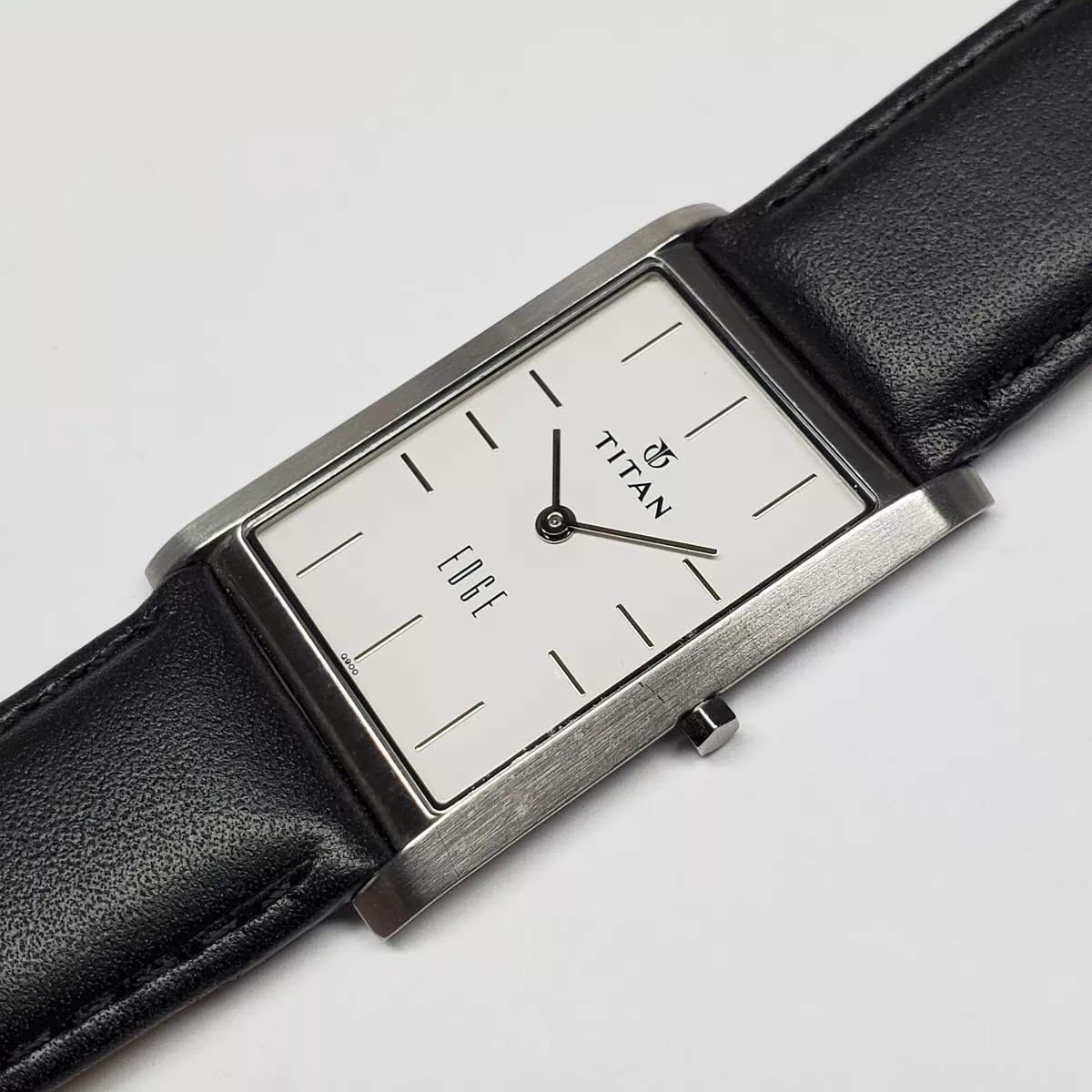 Titan edge watch 1043sba clearance