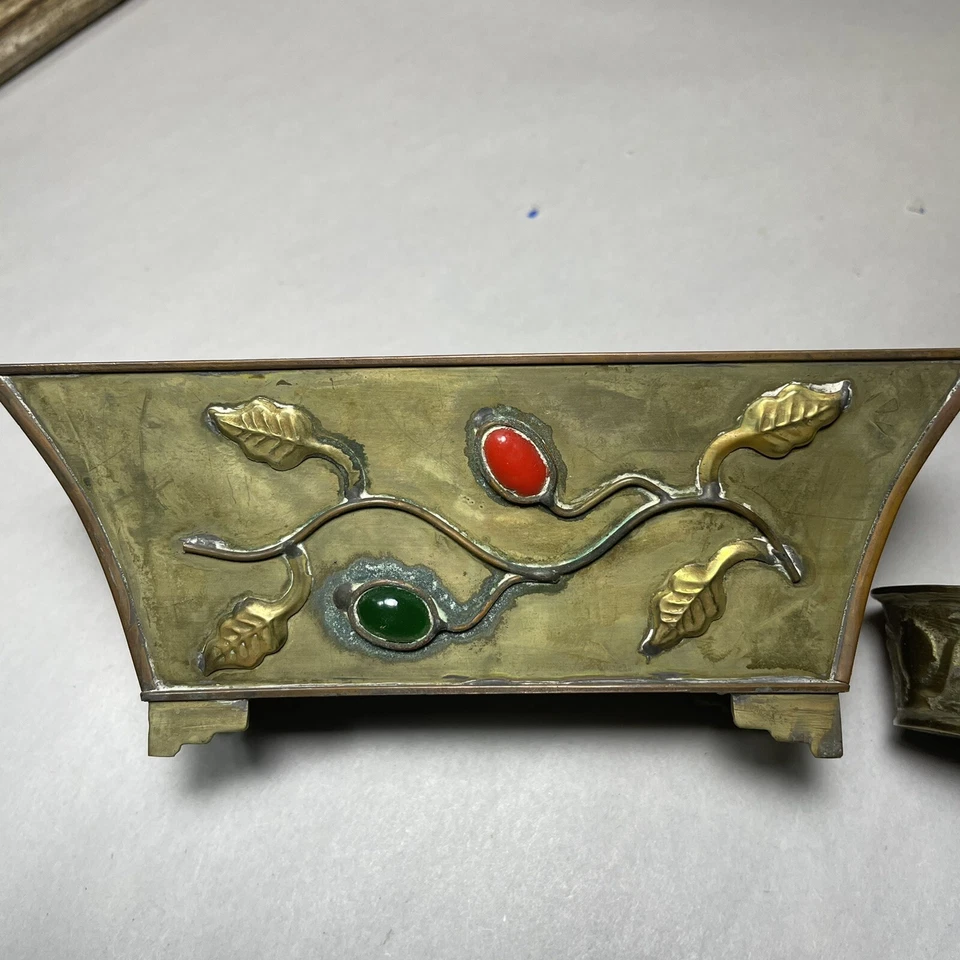 Contenedor chino vintage de latón y bronce con joyas y juego de tazas de cazo dragones Foto 2 de 4