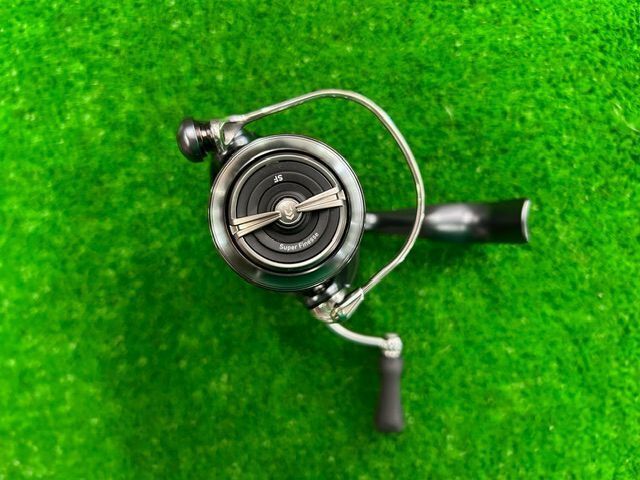 Daiwa 23 Airity ST SF 2000SS-P reel Japanese seller Daiwa 23 Airity ST SF 2000SS-P reel Japanese seller