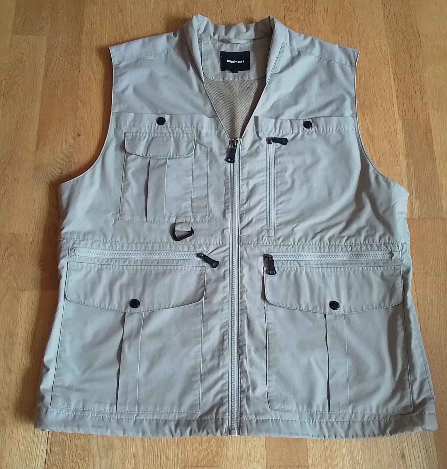 Rohan Convey Vest Gilet Hiking Fishing Hunting Outdoors Size L Beige Sand