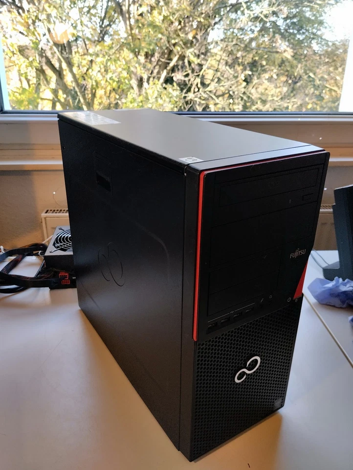 Fujitsu ESPRIMO P920 E85+ - I5 4x3,30GHz - 8GB RAM - 240GB SSHD - Bild 2 von 4