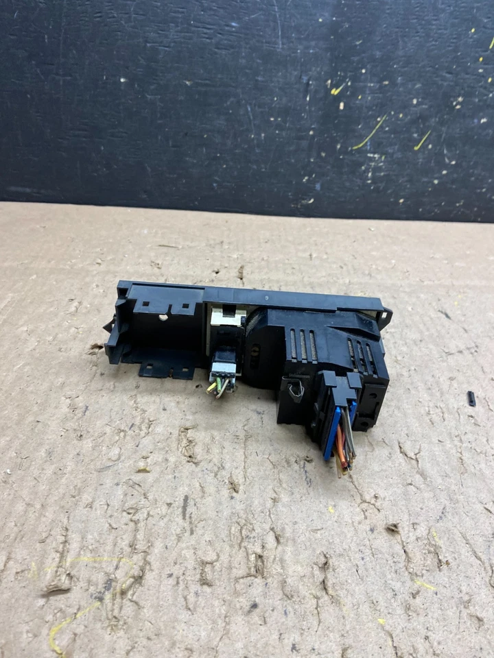 Interruptor de lámpara de faros Pontiac Grand Prix 1994 a 1996 T6118 PS Foto 4 de 4