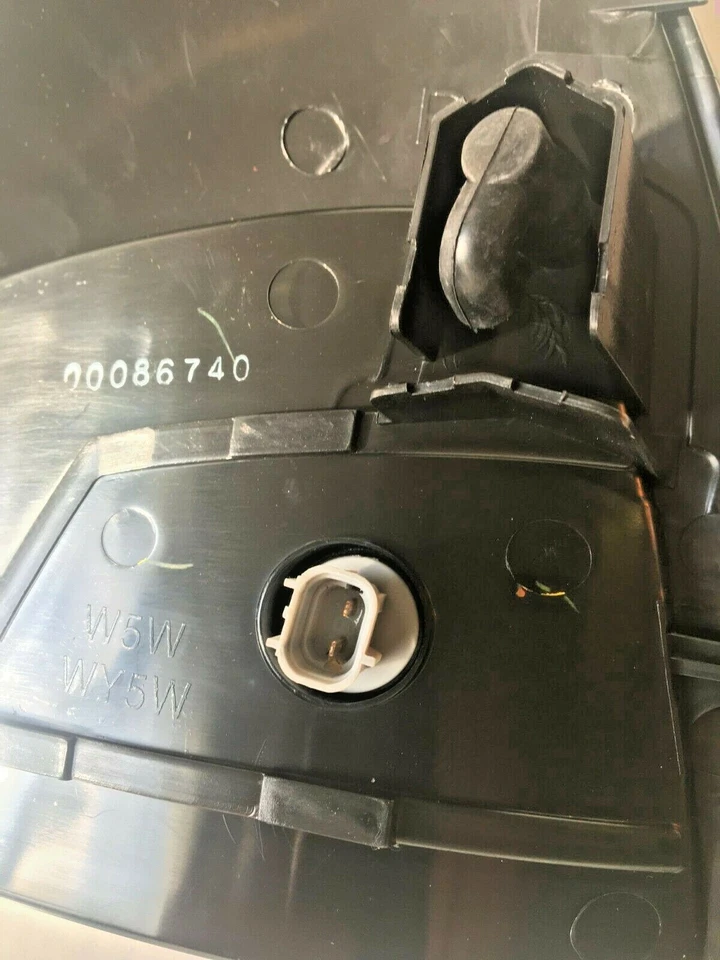 SE ADAPTA A TOYOTA HIACE 2006-2012 INDICADOR DELANTERO UNIDAD DE ESQUINA Y SOPORTE CONDUCTOR DERECHO Foto 3 de 4