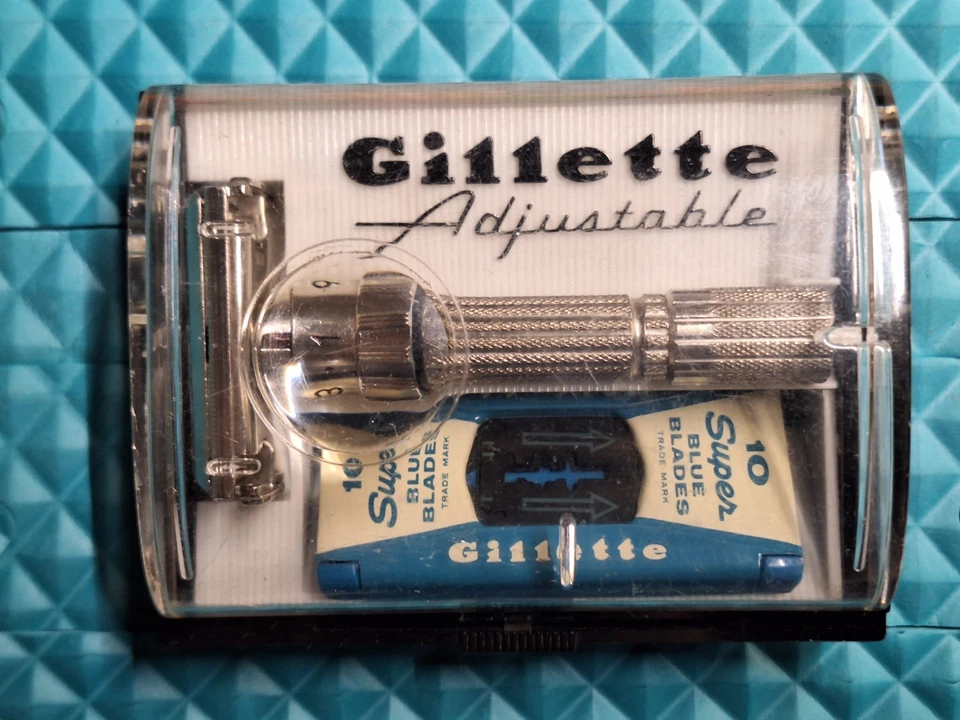 🔥🔥 1961 Gillette "Fatboy" Adjustable Razor NEVER USED NOS 🔥🔥 - Image 2 of 4