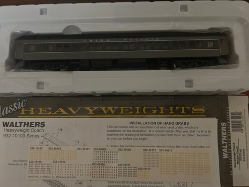 UNION PACIFIC "HEAVYWEIGHT" PAIR WINDOW COACH CAR- HO Scale-INTERIOR NEW OOP - Picture 10 of 10