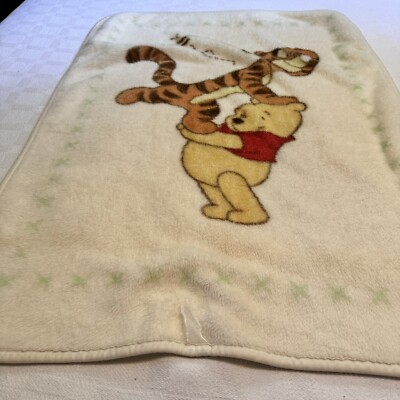 Vintage Winnie the Pooh and Tigger Plush Fleece Baby Blanket 32 x 44 