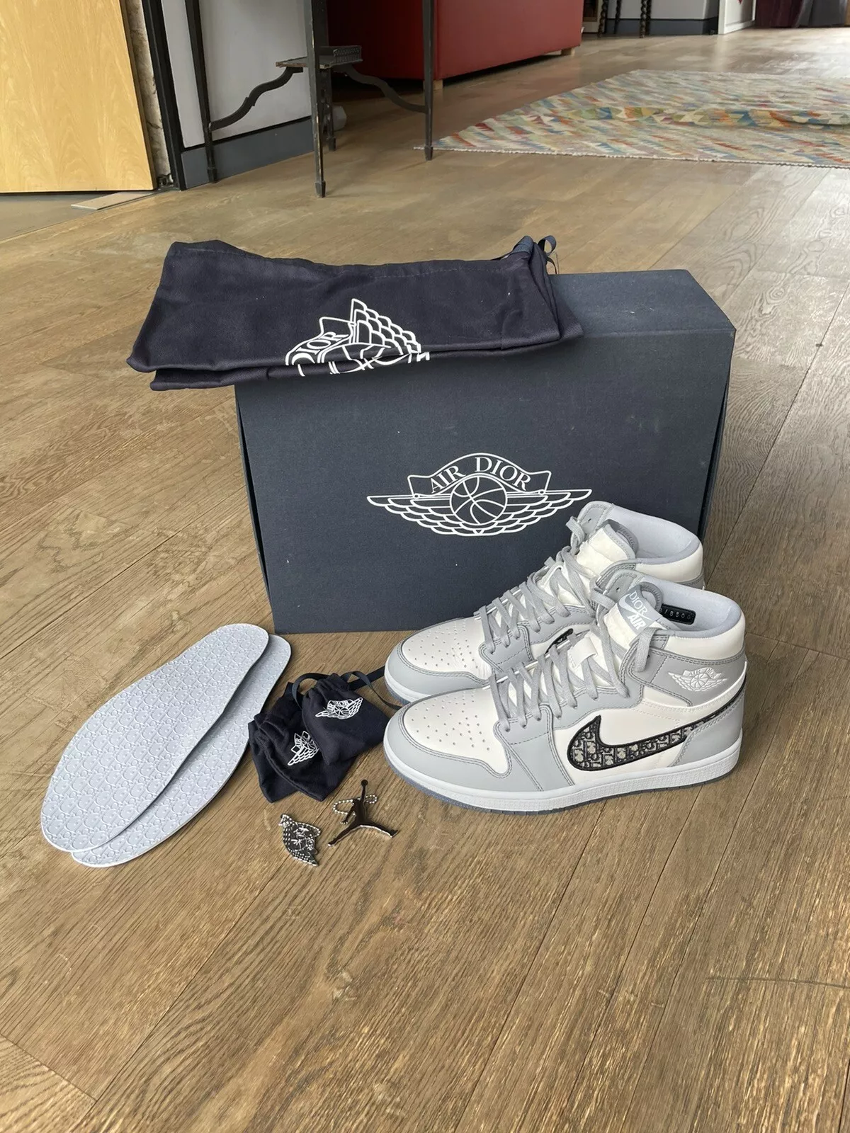Haut haut Dior Jordan 1 flambant neuf