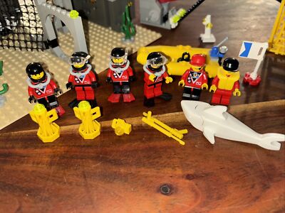 1997 Lego City Town Divers 6560 Diving Expedition Explorer Set