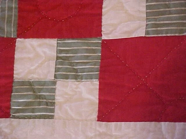 QUILT HAND MADE CIRCA 1930s, NINE PATCH, LOTSA RED - Image 3 of 4