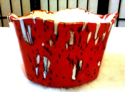 VINTAGE MCM PLANTER RED , BLACK & WHITE DRIP GLAZE USA 7" W 4.25" T - Image 1 of 4