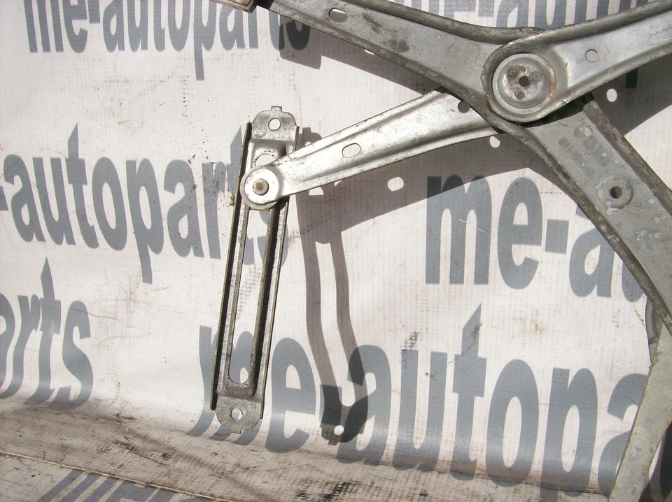 Mercedes Benz Clase C 1994-2000 OEM motor regulador ventana delantera izquierda Foto 4 de 4