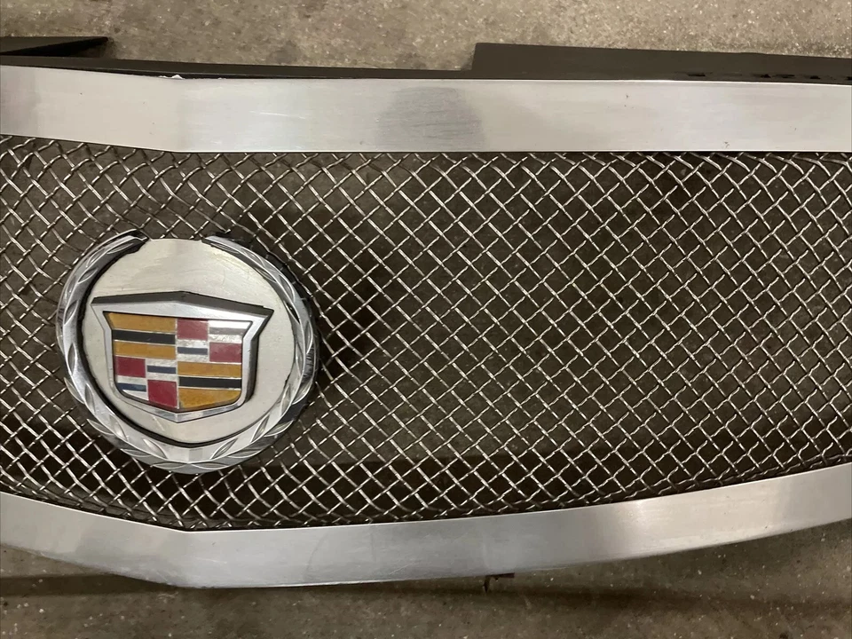 Комплект решетки радиатора 2003-2007 Cadillac CTS Trex T-Rex с эмблемой верхняя и нижняя - Изображение 3 из 4