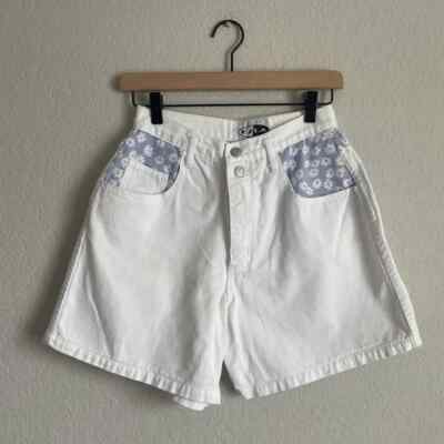 Vintage Shorts Juniors 11 EZLA White Floral High Waisted y2k 00s