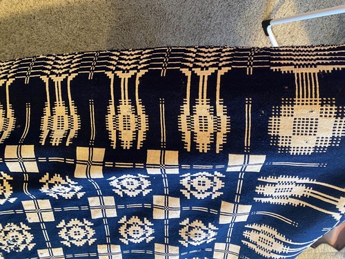 Antique Jacquard Loom Double Weave Americana Coverlet 80" X 92" Blue & Ecru - Picture 10 of 16