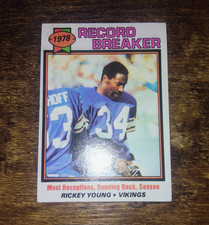 Topps Vintage NFL 7 Card Lot Rickey Young Steve Largent Vikings Seahawks 1978