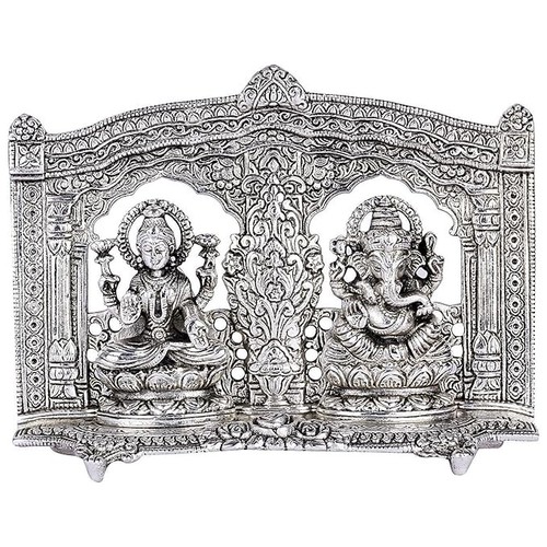 Laxmi Ganesh Murti en Acabado Plateado Símbolo de Prosperidad Tamaño 16 Cm - Imagen 4 de 4