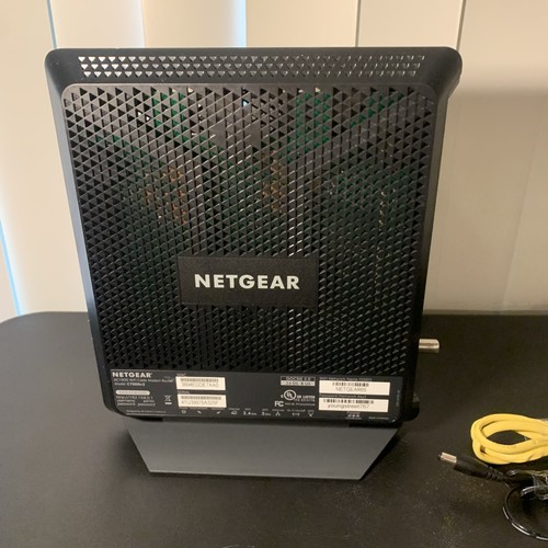 NETGEAR Nighthawk C7000v2 AC1900 Wi-Fi Cable Modem Router - Tested & Working - Afbeelding 6 van 9