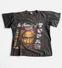 Vintage 90?s 2Pac In Memory of TUPAC single stitch Tee size XL *Distressed*