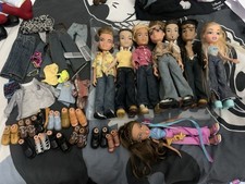 Bratz Dolls Lot x8 + Clothes And Accessories (SEE DESCRIPTION)