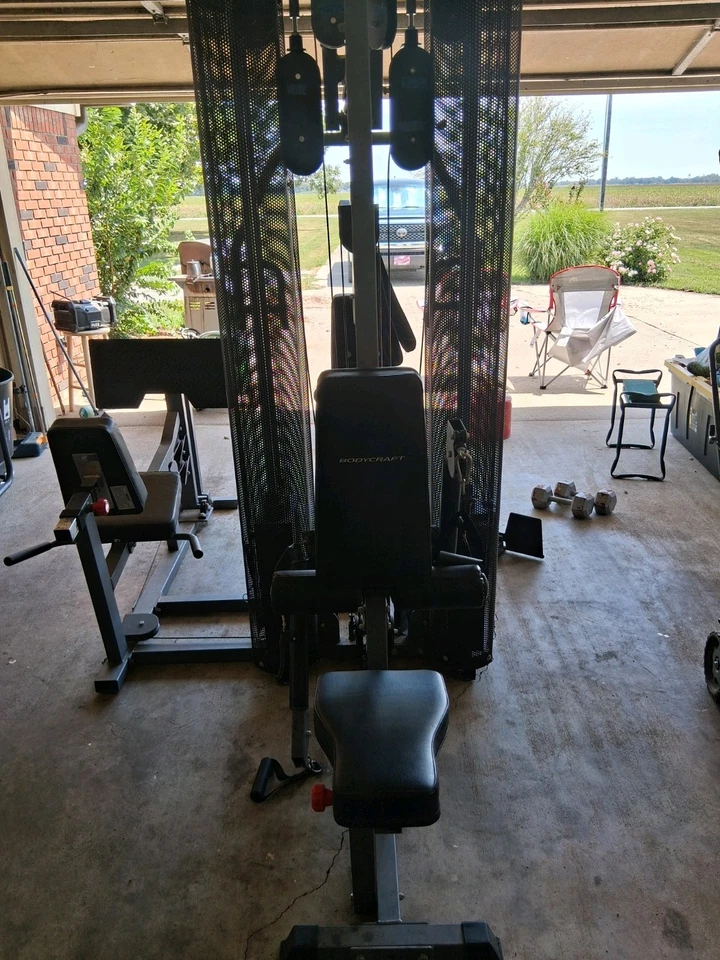 BodyCraft Multi Estación Gimnasio en Casa - Máquina de Entrenamiento de Fuerza de Cuerpo Completo Foto 2 de 4