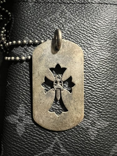 Used CHROME HEARTS Dog Tag Cross Dagger Necklace Pendant Top Silver 925 - Picture 2 of 3