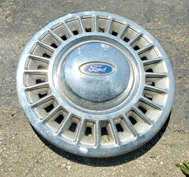 Genuine Ford Ltd Crown Victoria Vic P71 15" Hubcap Wheel Cover OEM 1988 1997 for sale online eBay