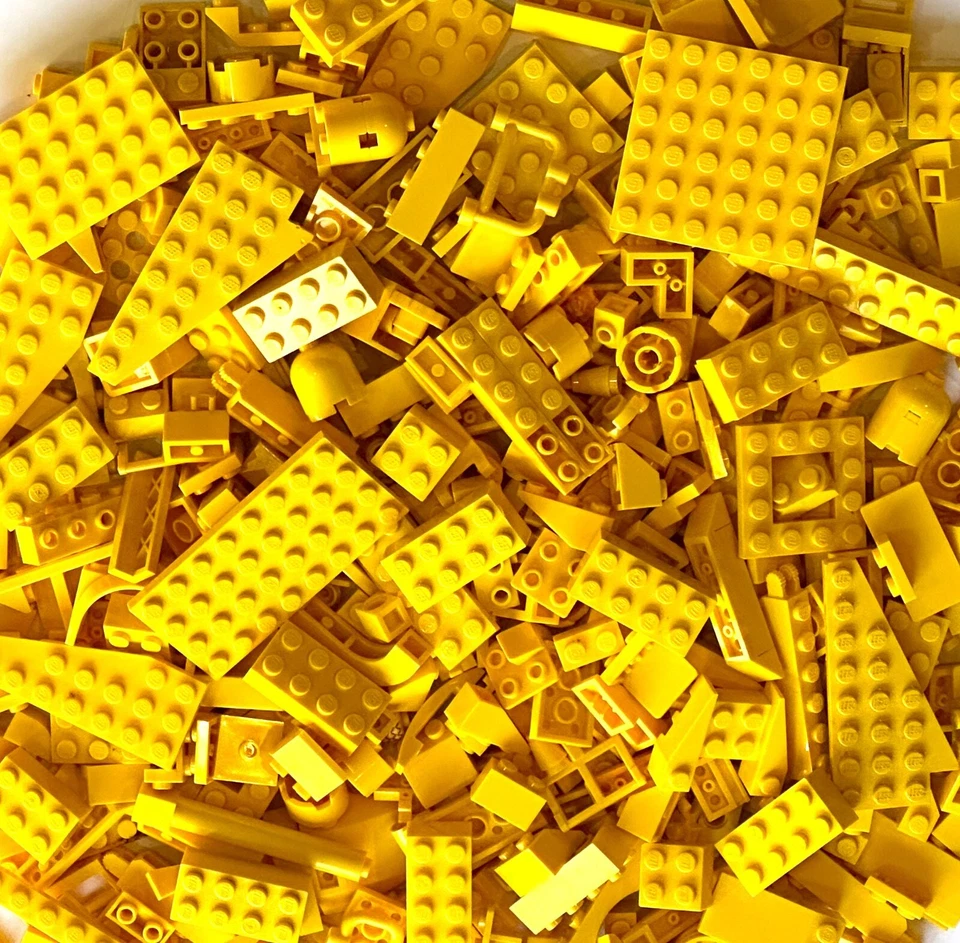 Bulk lot of 100 YELLOW LEGO Pieces Bricks Blocks Slopes Plates Free Shipping - Image 3 of 4