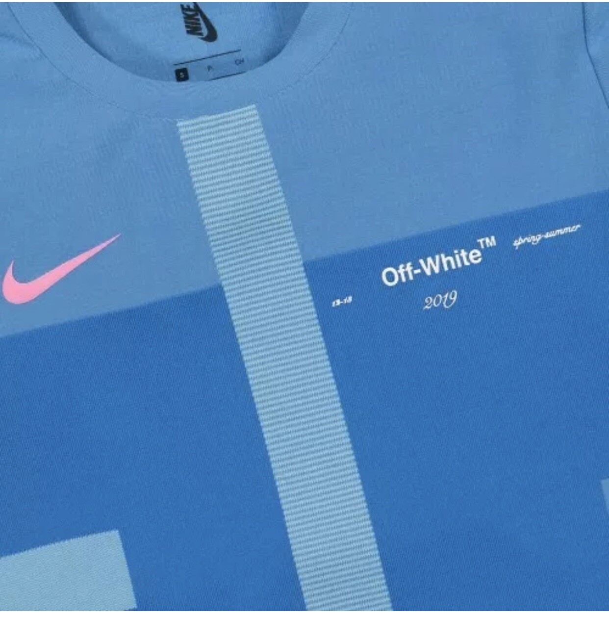 blue nike easy run top