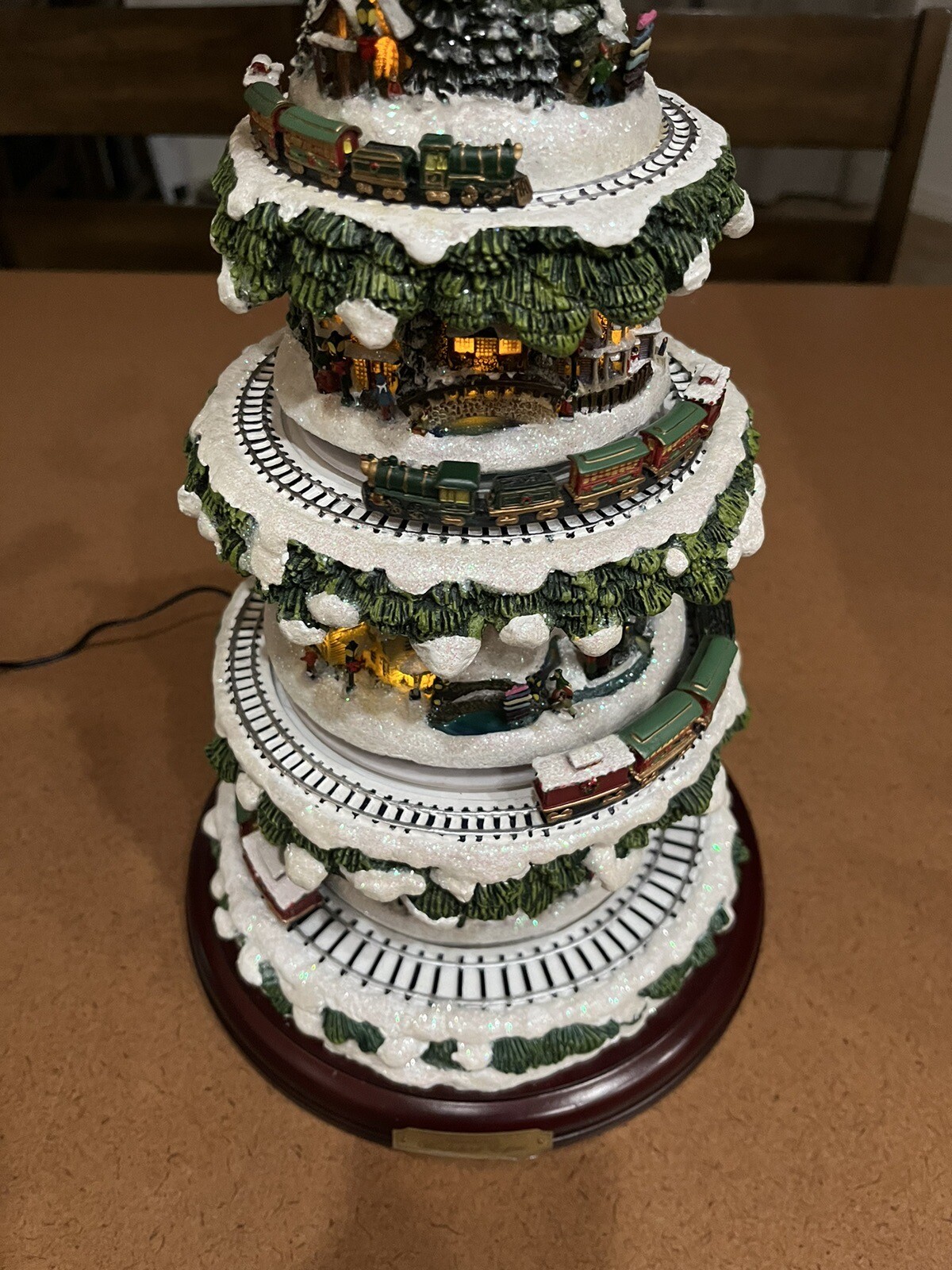 Thomas Kinkade Animated Christmas Tree Train Wonderland Express