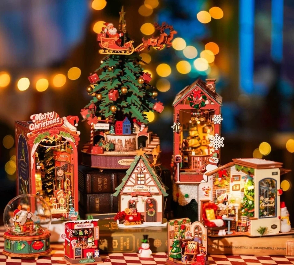 Rolife Wooden Christmas House 3D Puzzle Set DIY DollHouse Kid Adult Xmas Gifts - Image 3 of 4