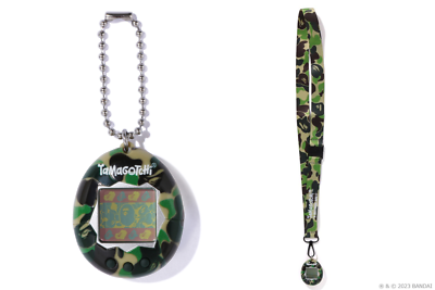 NEW boxed A BATHING APE TAMAGOTCHI ABC CAMO ORIGINAL BAPE BLUE