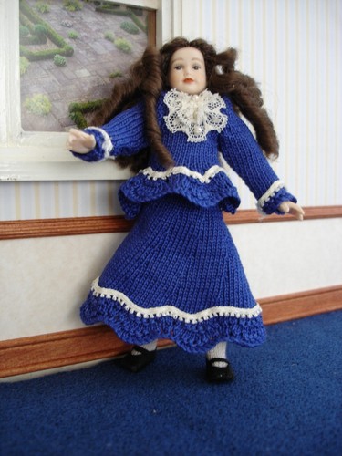 Knitting Patterns - set of 3 for a 1:12 scale 4.75 inch teen girl dollhouse doll - Picture 4 of 4