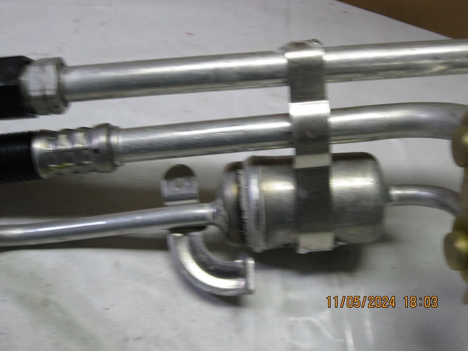 AcDelco 15-30424 A/C Compressor & Condenser Hose Assembly 15975488 Foto 4 de 4