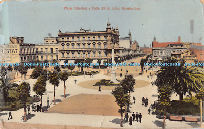 R193056 Plaza Libertad y Calle 18 de Julio Montevideo A Monteverde