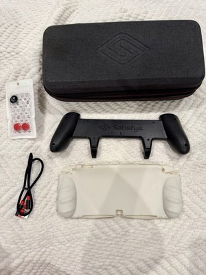 Satisfye Zengrip Switch Case With Grip, White Skin, And Cord