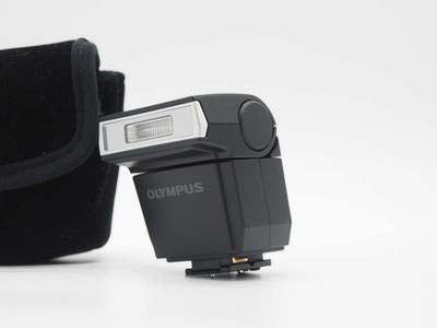Olympus FL-LM3 Flash for E-M1, M5, M10 Mark II & III w/ Case [Near Mint] #Z6041A